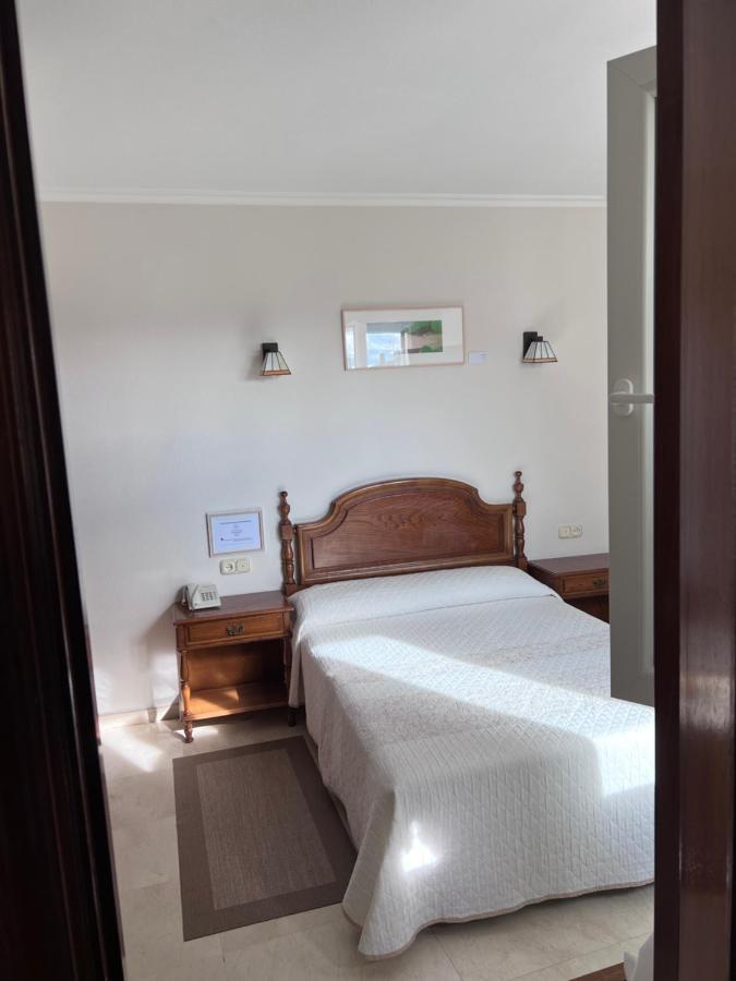 Hotel Serantes 格罗韦 外观 照片